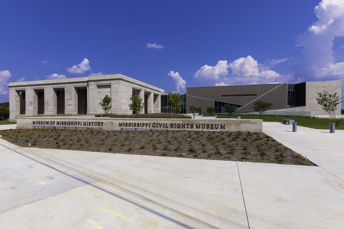 mdaworks's tweet photo. #Mississippi 's historic new museums surpass attendance projections and could see up up to 300,000 visitors in 2018. https://t.co/9voNANn2BK #MSWorks @MDAH_Official #MSCivilRightsMuseum #MSHistoryMuseum https://t.co/eHRYt4Gykq