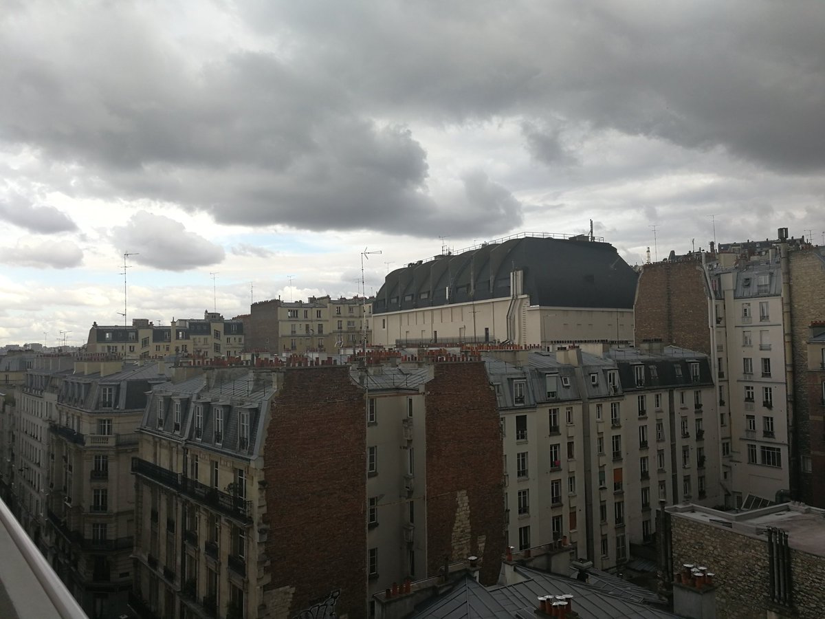 jycayuela's tweet image. Montmartre depuis la terrasse du 4e d'#Orangeconsulting avec @krustul en IRL pour #MasterClassPlazza, @frederic_temple @doloresfraguela    @AnneCudon @Sollys23 @BerthevasC @OrangePlazza #ILoveThisConcept #HumanInside
