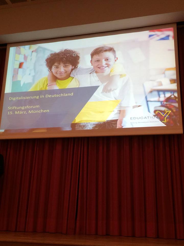 Gain4Good's tweet photo. @Education_y mit @RomanRuediger leistet Großartiges bei der #Digitalisierung im #Bildungswesen!
#Stiftungsforum #Muenchen https://t.co/CFrGj3JrzL