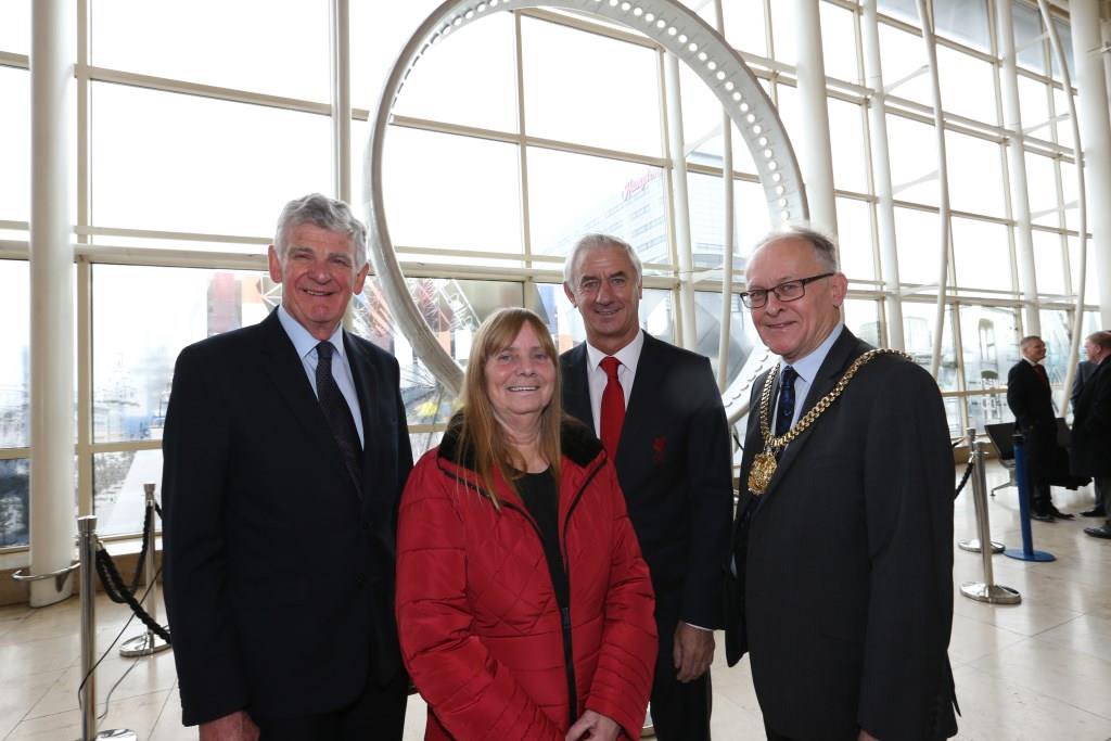 Honoured to be with the #Hillsborough families today to unveil the #BandOfLife <a href="/LPL_Airport/">Liverpool John Lennon Airport</a>