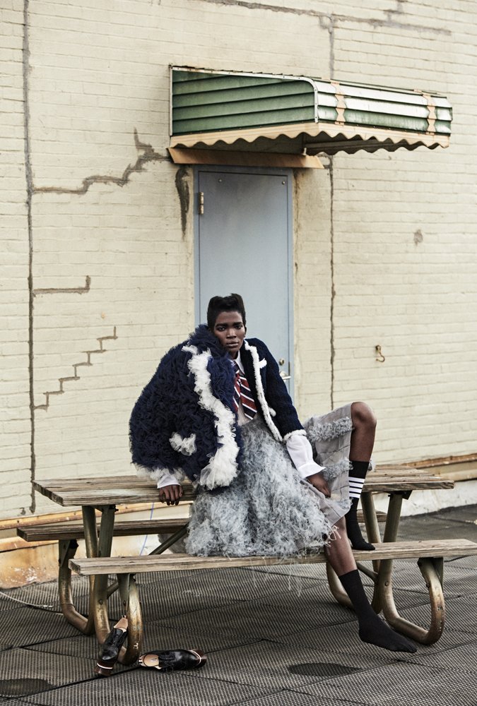 Voyage à #NewYork ✈   La collection @ThomBrowneNY #SS18 shootée par #MatthewBrookes mixtemagazine.com/article/my-tai… #ThomBrowne