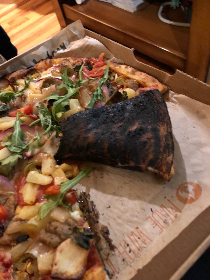 myomelette's tweet photo. Ummm... @BlazePizza my pizza is as blazed as it gets man... cmon... @KingJames #BurntPizza https://t.co/S0MO6ly71A