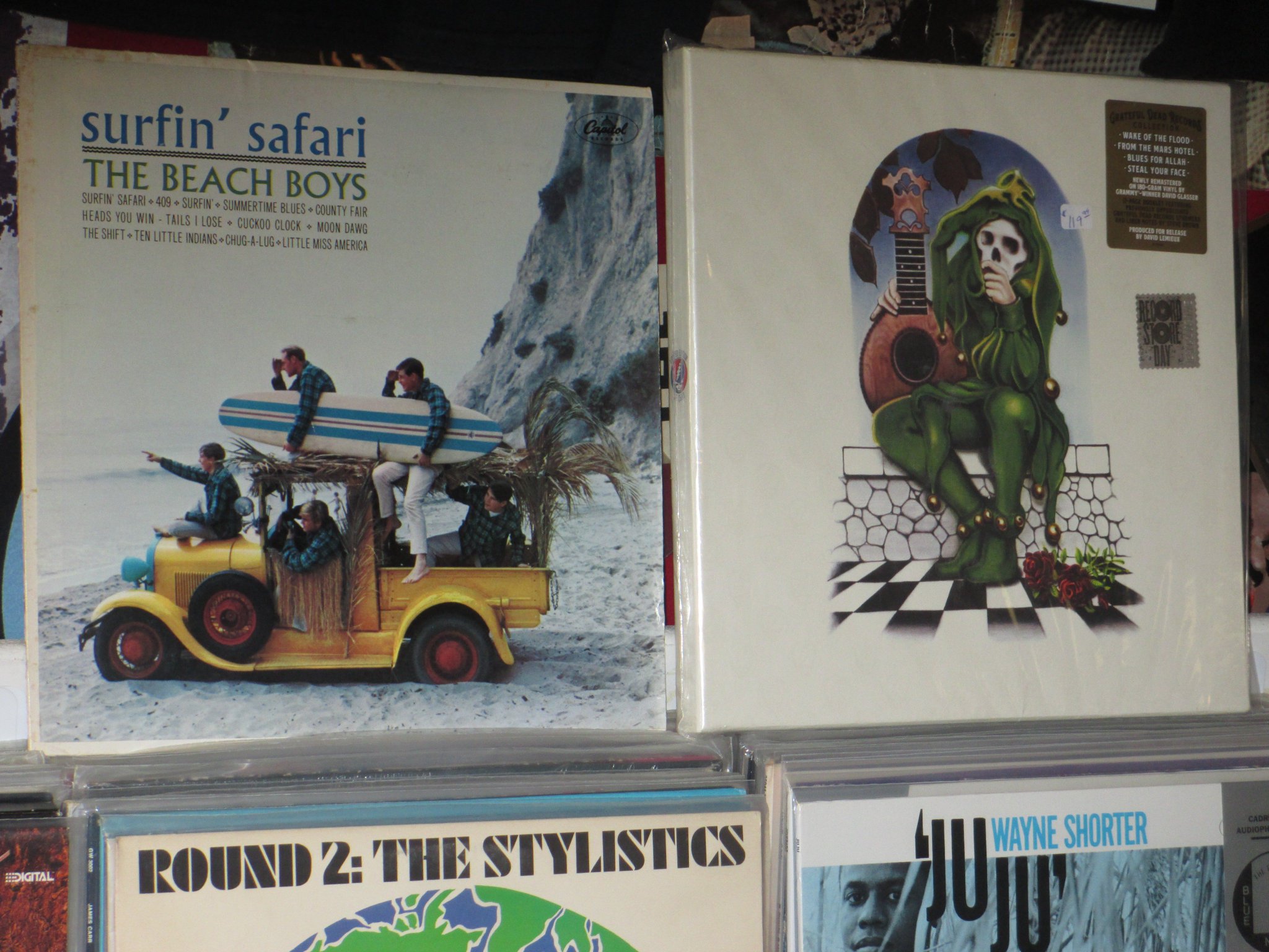 Happy Birthday to Mike Love of the Beach Boys & Phil Lesh of the Grateful Dead 