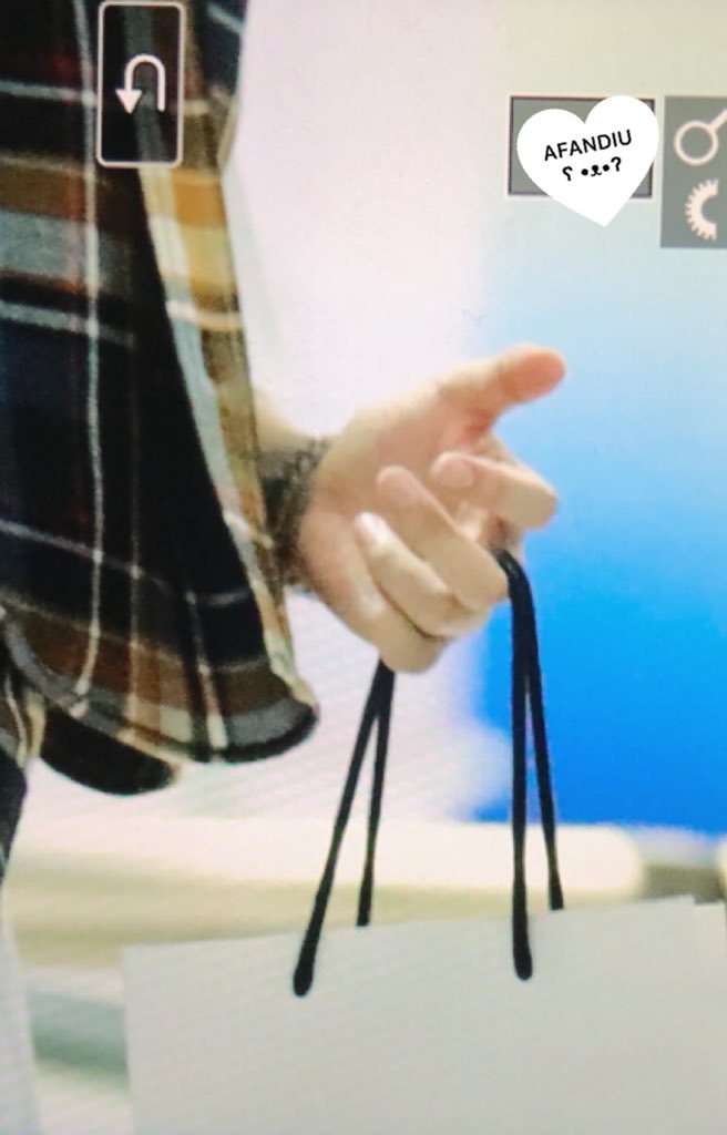 AFANDIU0506's tweet photo. 20180316 #백현 #BAEKHYUN https://t.co/hjkE1W7zHL