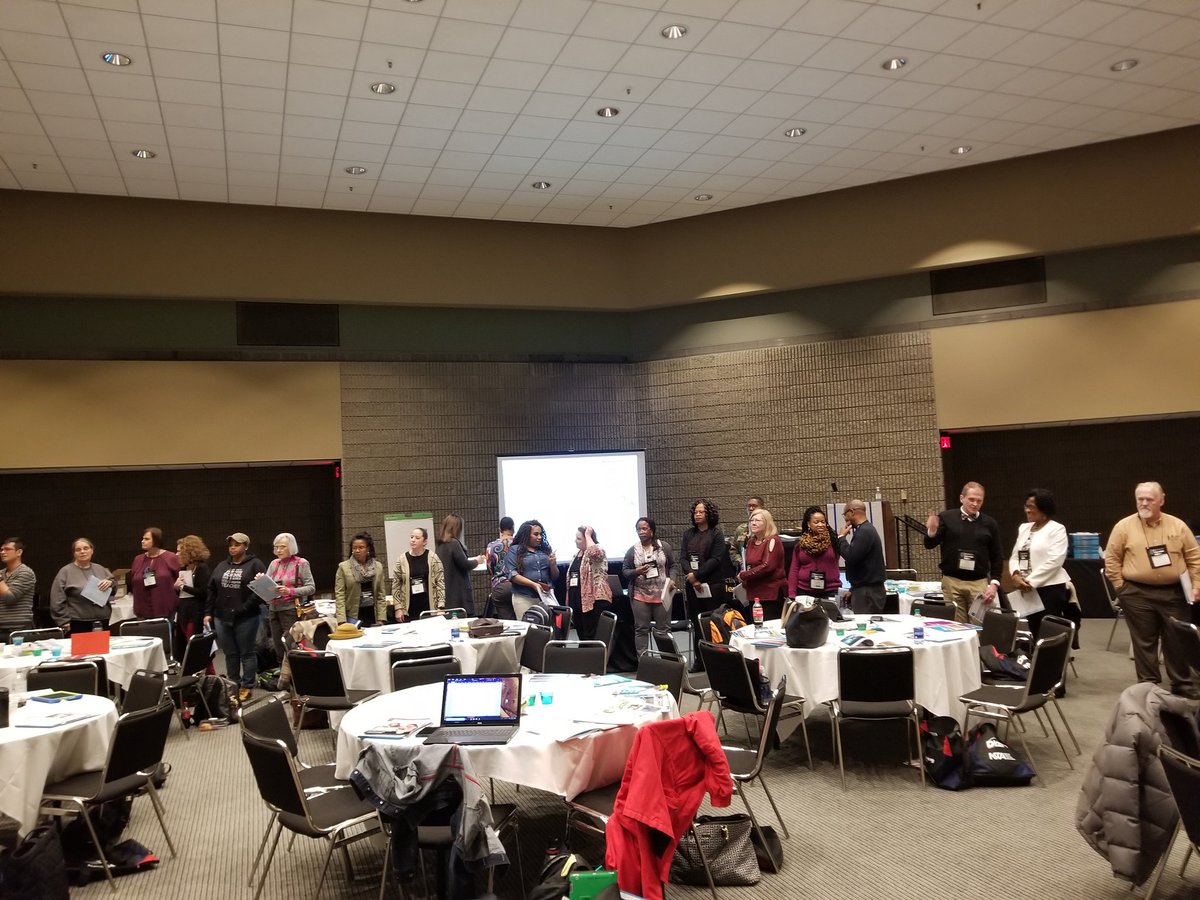 hawthornej05's tweet photo. Awesome worshop using FOSS to make sense of modeling! #NSTA2018 #evidencebased #modeling #argumentation #constructingexplanations @donnascience @STEMSLC @CESMustangs1 @FCS_STEM https://t.co/UmlGXYMWgr