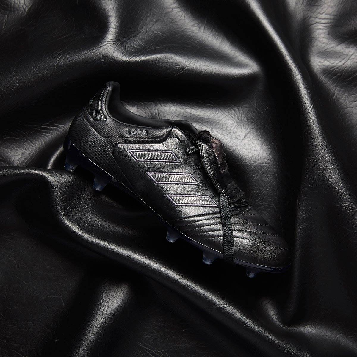 ProD_Soccer_DE's tweet photo. Pure Eleganz 🥂
Die brandneuen adidas Copa Gloro 
Sichere dir jetzt dein Paar bevor sie weg sind ‼️
https://t.co/wFNXa6fwDj 
#adidasfootball #copagloro #prodirectsoccer https://t.co/AATotFiXEr