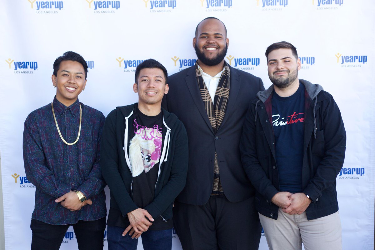 YearUpLA's tweet photo. Throwing it back to Class 3's End of L&amp;D Celebration!!

#ThrowbackThursday #TBT #OneYearToACareer #YearUp #YULA #OwnYourFuture #Job #Career #Internship #ClosingTheOpportunityDivide #ApplyForClass5 https://t.co/cbfQu3dtGe