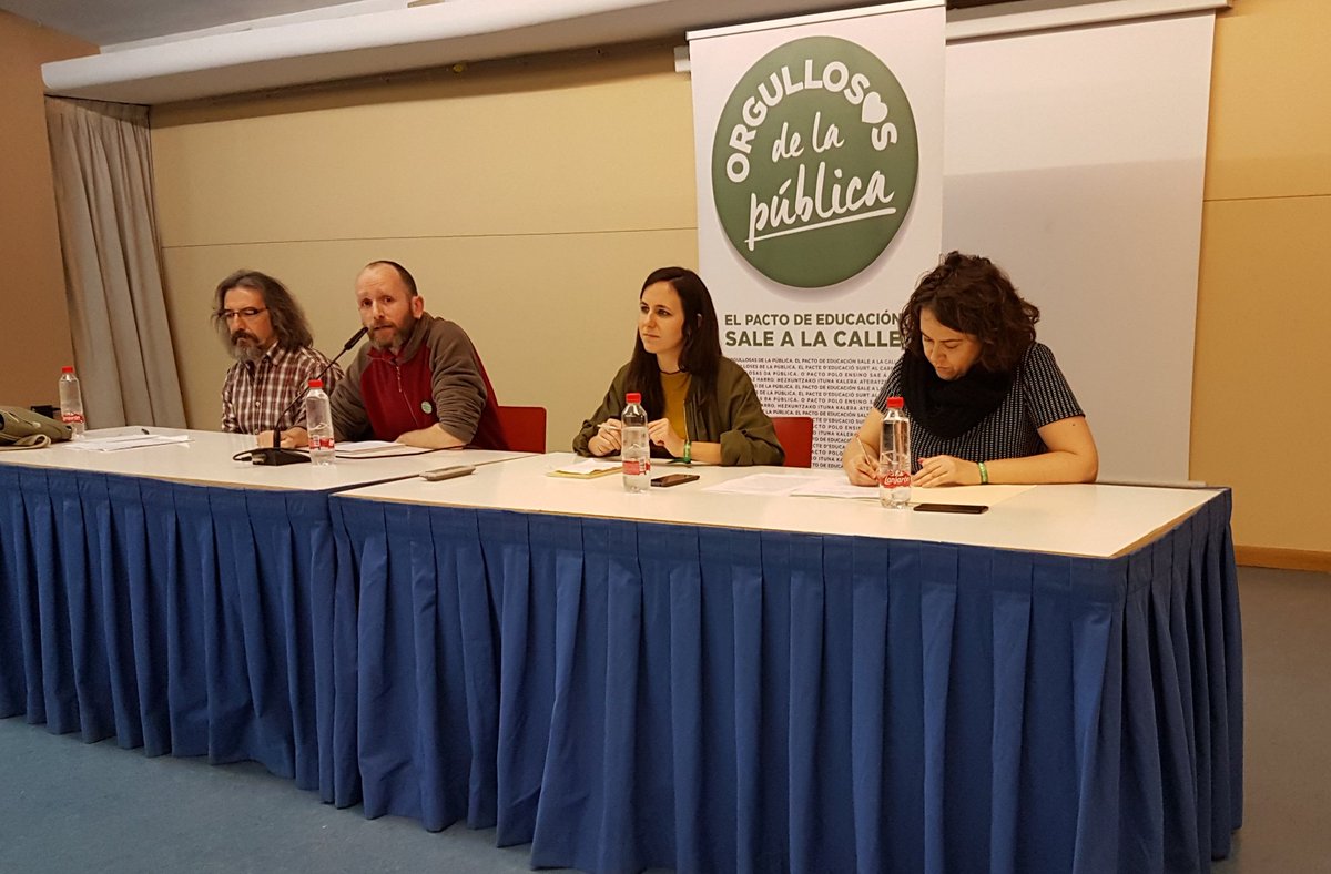 Para generar un Pacto de Educación  duradero hay que abrirse a la comunidad educativa. Las redacciones a puertas cerrada de unos pocos políticos hará que nazca muerto dicho pacto, tan necesario.