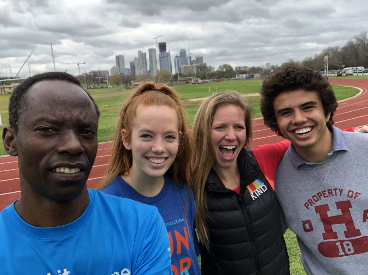 #tbt to our friends at <a href="/LoyalForeverAHS/">Austin High School</a> – the 9th graders raised more than $18,000! We're so thankful for all of your support!