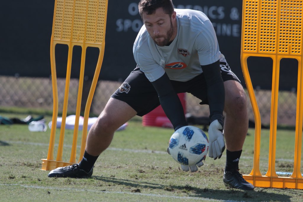 Last training in the H before we hit the road.  Get that work in. #DCvHOU #ForeverOrange https://t.co/d5h8cS4yQV