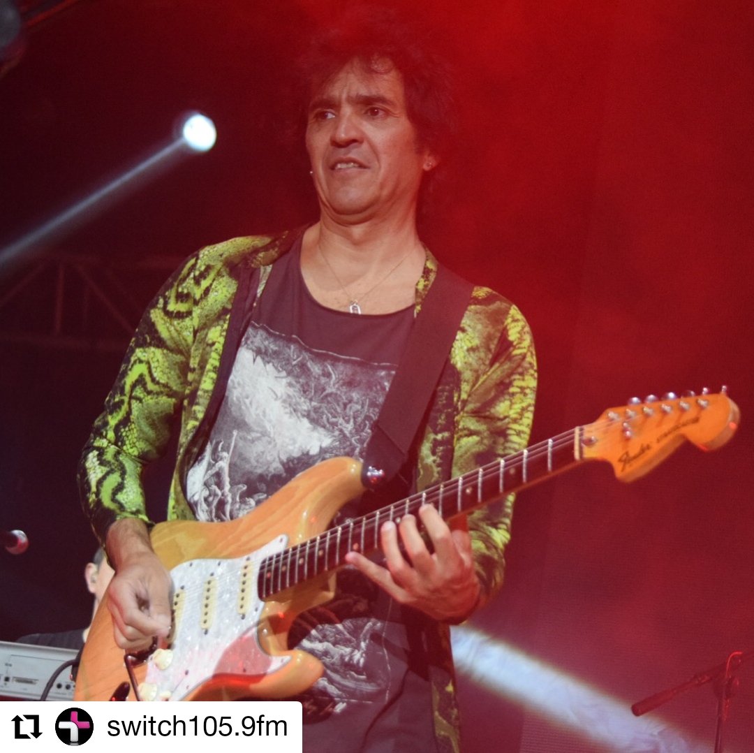 HombresG_Team's tweet photo. @HombresG y @EnanitosVerdes1 se presentaron en Cd. Juárez como parte de su gira #HuevosRevueltosTour #QueBienSeSiente #SwitchFM #EnanitosVerdes #HombresG
@DavidSummersHG
@MarcianoCantero
@felipestaiti https://t.co/qerpZZTIdK