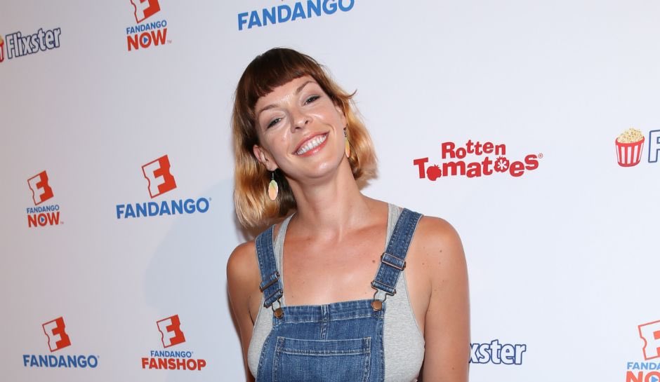 Wishing Pollyanna McIntosh ( a very Happy Birthday today!  