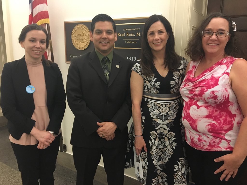 SuperStriderMom's tweet photo. Thank you @CongressmanRuiz for your compassion and time in our discussion about Cystic Fibrosis. #CFadvocacy https://t.co/6MzZ6NAbbd