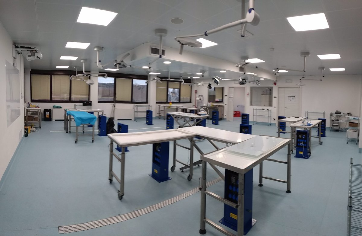 EMPT_Solutions's tweet photo. Allestimento sale... #workinprogress per il corso #ProcedureAnatomichediEmergenzaSanitaria #Cadaverlab
Ven16eSab17marzo2018
c/o #ICLOverona
Via Evangelista Torricelli,15A
37135 Verona
Ore 13.00 #EMPTfaculty vi aspetta!!!
#corsoECM #EMPTsolutions #realsimulation #technicalskills https://t.co/PDvsTfTSHs