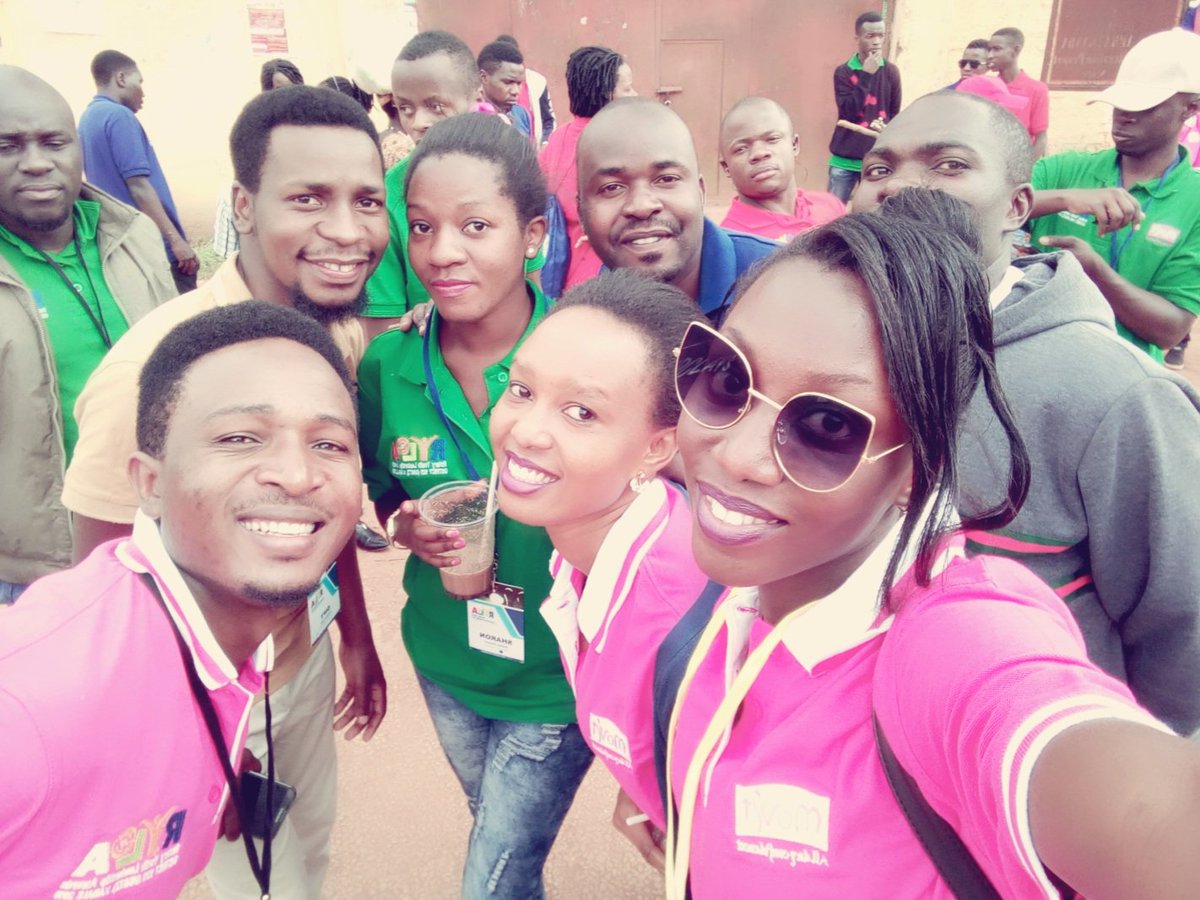 Kebirungishalo2's tweet photo. @RctNkumbaUni #Rotaract50 #ThrowbackRCT fellowships and events. @RctEbb @RotaractD9211 @RctKajjansi @rctlakevictoria https://t.co/wQMw37nHO5