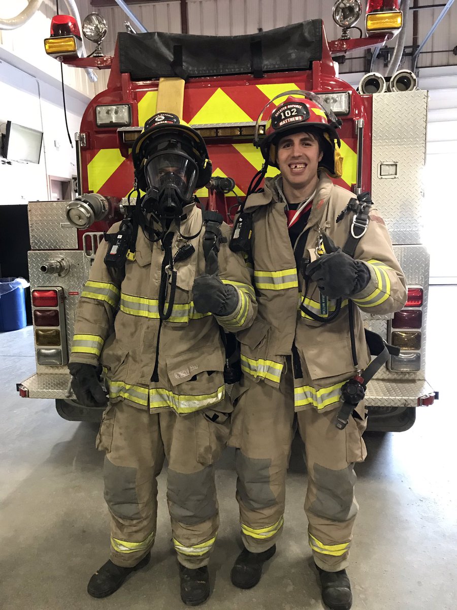 Great to be at Greater Napanee Fire Hall donating tickets to our first responders for their appreciation night on March 25! #BellevilleSens #itBegins @Ewerek91 <a href="/bensexton74/">Ben Sexton</a>