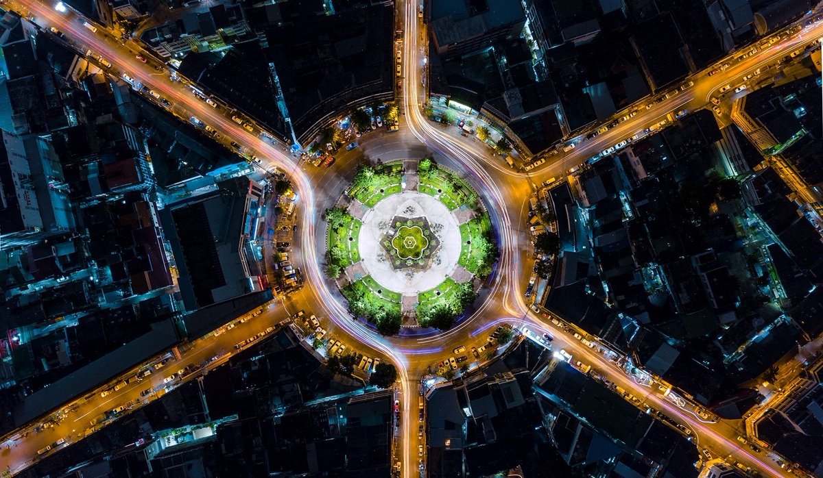 DAV_city's tweet photo. Did you know? More Than 60 Cities Across the Globe Are Putting Autonomous Vehicles on Public Roads! Read all about it in our Medium article!  https://t.co/oQ27GPUtam https://t.co/oHoQTJagWi