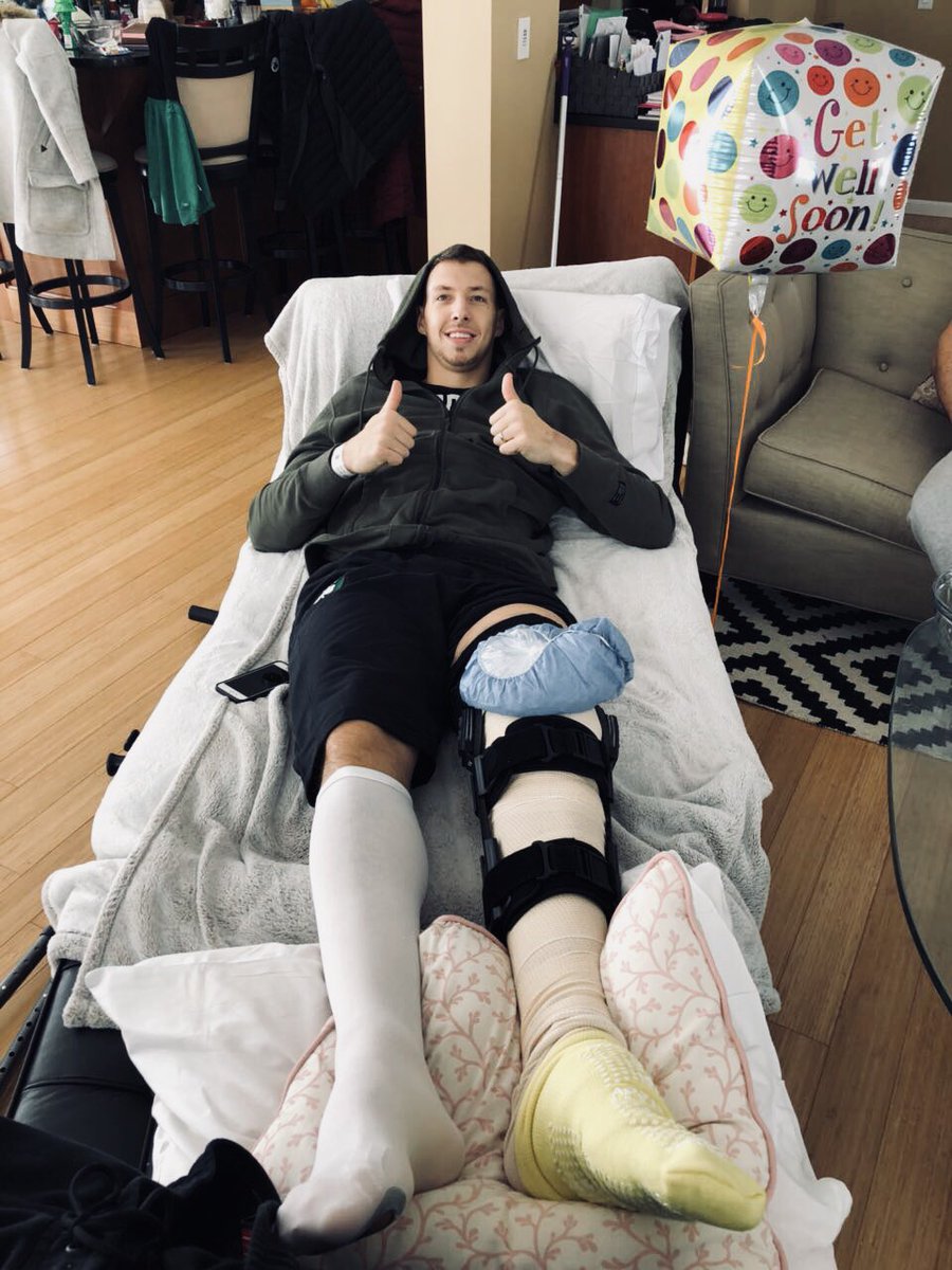 Surgery ✅ and 1st of all: Thank you guys so much for all your messages the last couple days, it means a lot to me! Now it’s time to start the mission #ComebackStronger and as always I will work my heart out to master it!!!!!💪🏼📶💯☘️ #Celtics