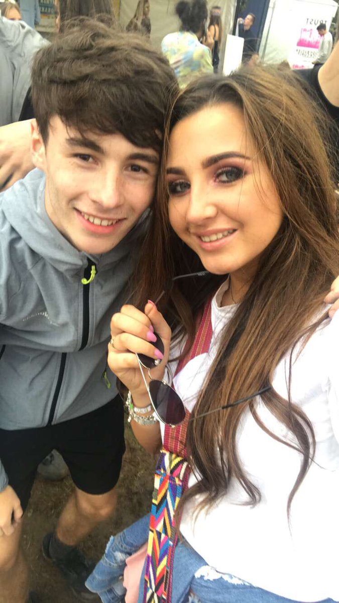 matty_soo12's tweet photo. Happy birthday @caseymaexo hope it’s a good one my mate, I’ll see ya the weekend!!😆😆x https://t.co/O6YVICxhvc