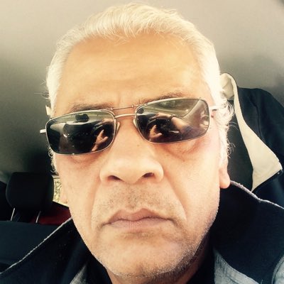 StormsRComin's tweet photo. #NewProfilePic #selfPortrait tweets, so much fun - don't you think?! https://t.co/Xpuz4xMCwD