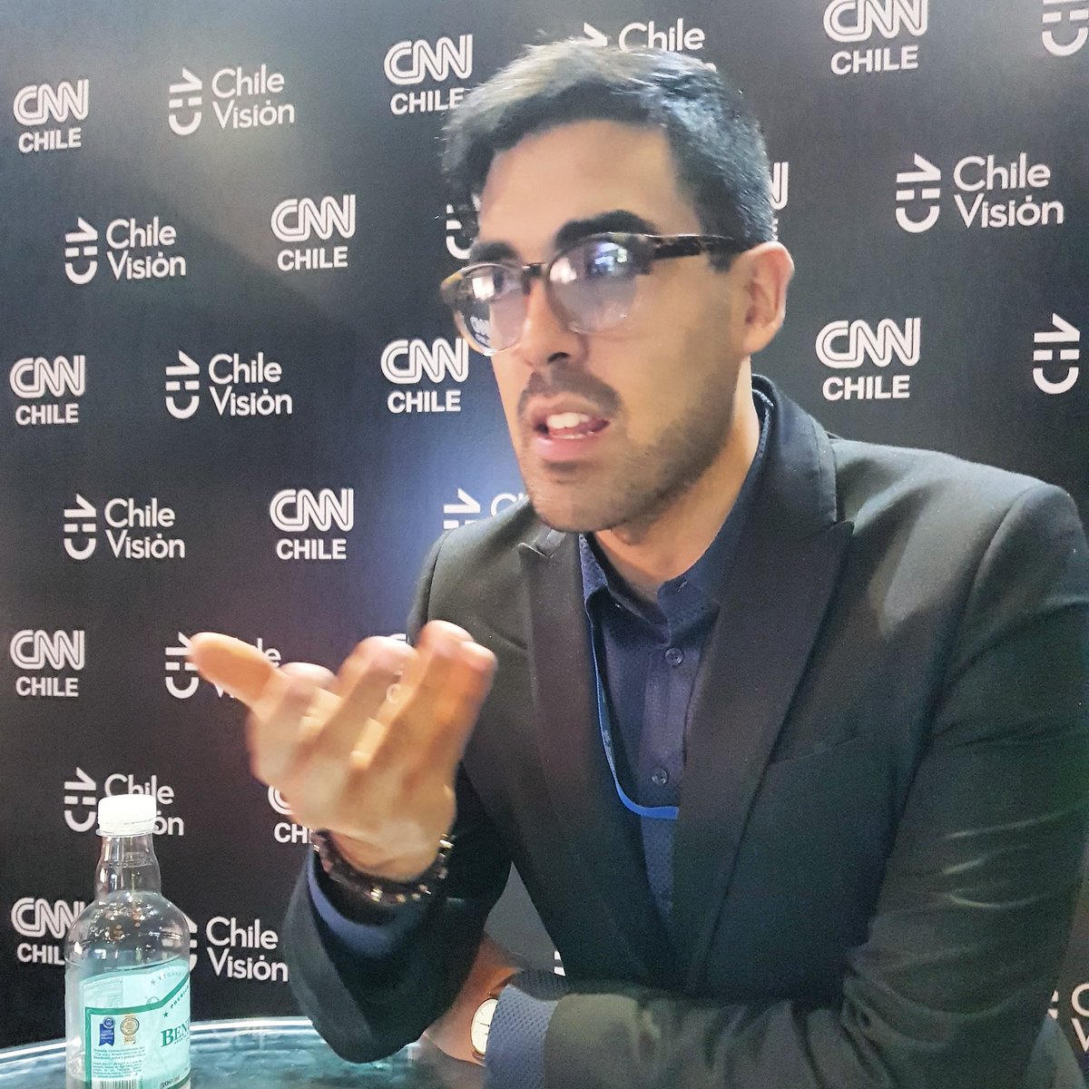 Mario_Arancibia's tweet photo. @clycme y @enfocusCL hoy en CNN #SUChile https://t.co/JaFpO5fWcU