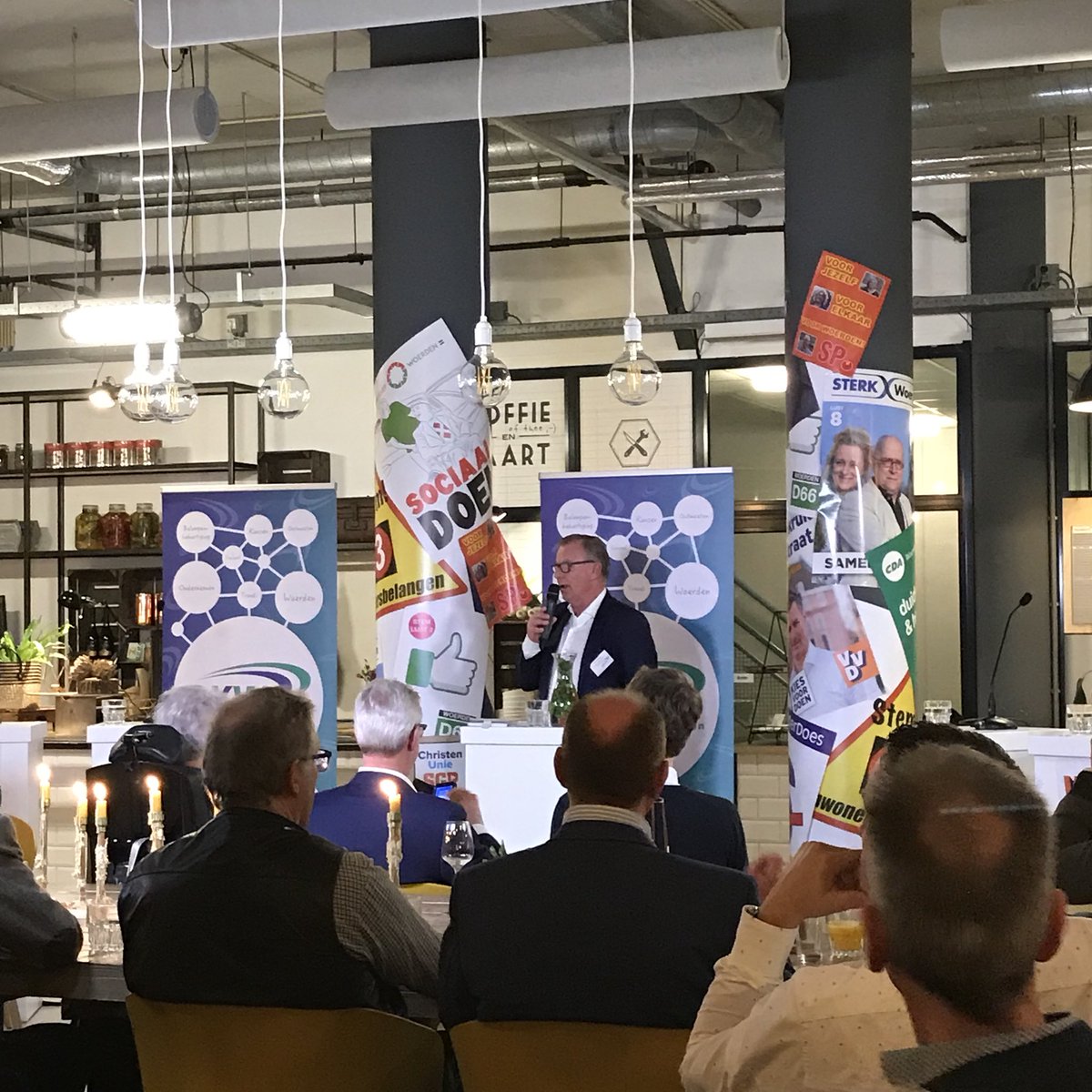 De introductie van voorzitter David Verweij voorafgaand aan het Verkiezingsdebat