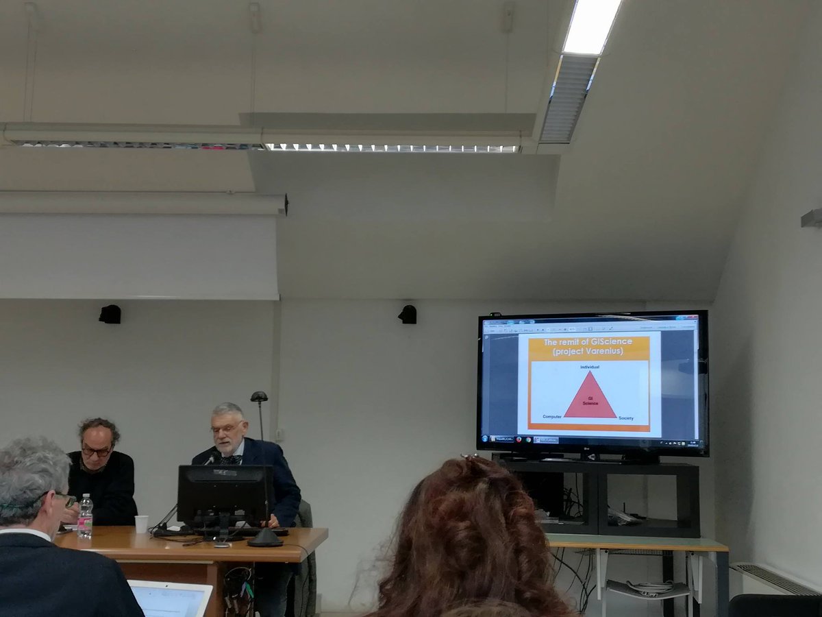 MasterGIS_Droni's tweet photo. Moltissimi spunti e ottime prospettive sono emerse dal seminario dedicato ai laboratori a sostegno della #ricerca, #didattica e #progettualità delle discipline #geografiche
#LabGeoNet @cisge @ageiweb @UnivRoma3 @MiurSocial @Aiigromaelazio @AIIGgeografia @DocentiAiigA039 #15marzo https://t.co/7YL1Q0yZo9