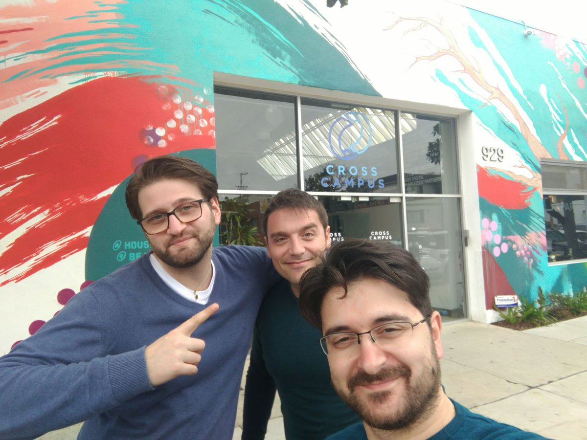NetMinds_Ita's tweet photo. La nostra prima #tappa americana non poteva essere che questa:
@CrossCampus dove tutto è cominciato, la prima "casa" del nostro sogno chiamato @RTCgame!❤️
#MeanGripStory #MeanGrip #Netminds #ReverseTimeCollapse #GDC2018 #CrossCampus https://t.co/1KCQS9j8OZ