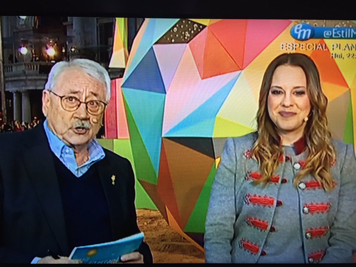 Gran <a href="/EstilMed/">EstilMediterrani</a> hui en directe a la plaça de l'Ajuntament de València! #Falles2018