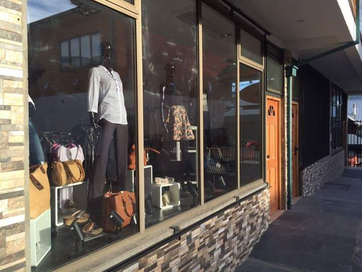 MiroLibreria's tweet photo. Portal Patagonia, Lautaro #261, Coyhaique 👌 https://t.co/2zBydVxm1g