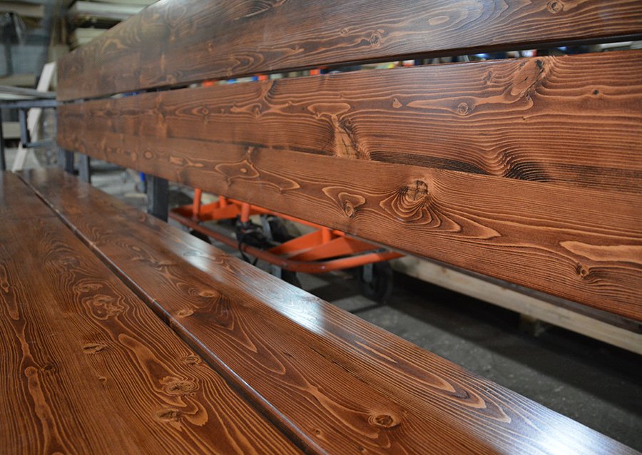 MaxsunGroup's tweet image. Peri Peri Grill House will soon open its doors to everyone, but first they will open their doors for these custom made banquettes &amp;amp; tables! #booth #banquettes