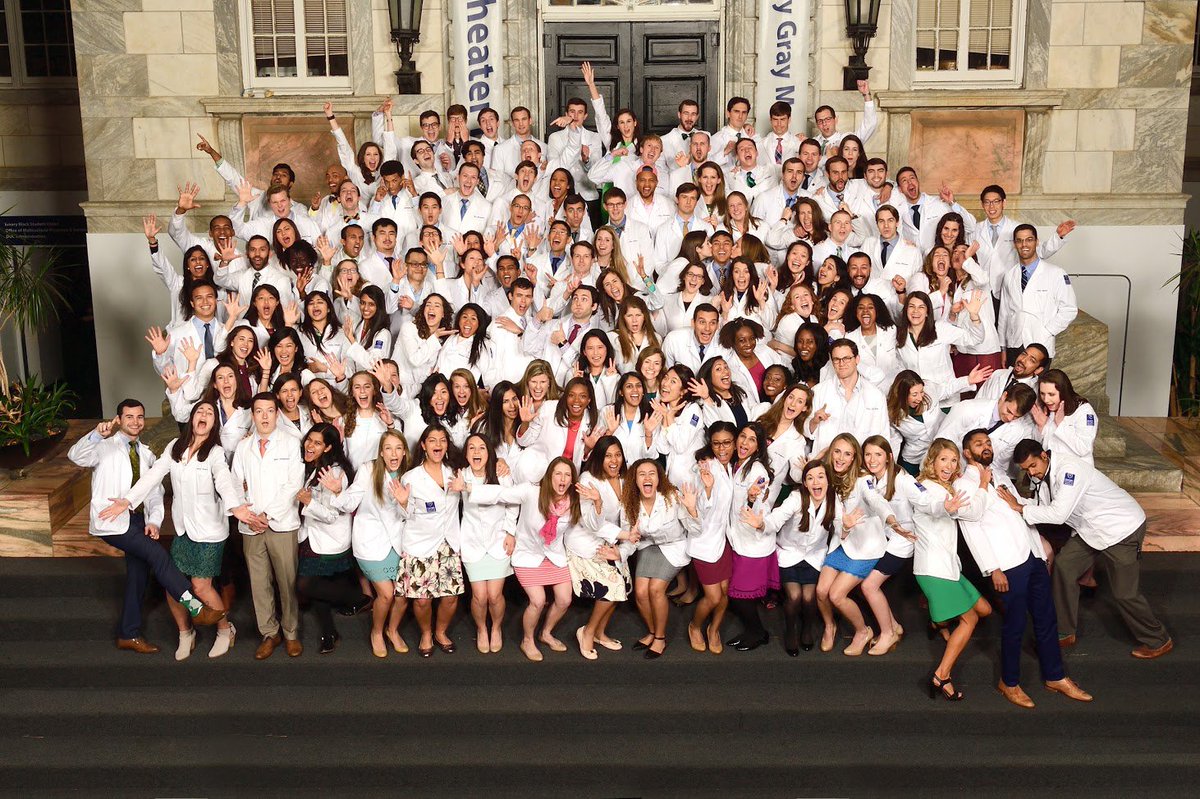 EmoryDeptofMed's tweet image. The 2018 Match Day is less than 24 hours away! We will be live tweeting tomorrow to show you all the laughs, screams, hugs, and happiness. Here are a few photos from the 2017 Match Day, in case you didn’t know how excited we are! #MatchDay #Residency #Emory @EmoryMedicine