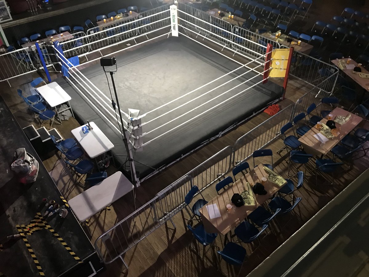 holyroodboxing's tweet photo. Back With a #Bang
#BradEva Entertainments with @EdinVtheWorld brings you #Edinburghs Biggest Boxing Show with 1000 people in attendance at tonightβs
SOLD OUT
#LordOfTheRing event https://t.co/fwoQNx9CWx