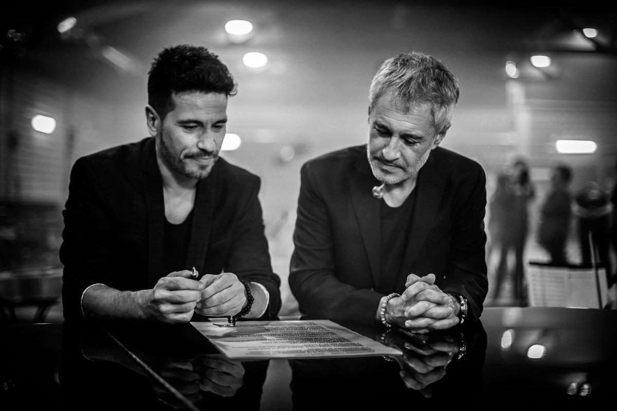 SDalmaoficial's tweet photo. Esta noche se va a respirar mucha magia en el escenario de los #PremiosDial . No te la puedes perder . Síguela aquí  https://t.co/7heSL828Yq https://t.co/VcqgiC2ADU