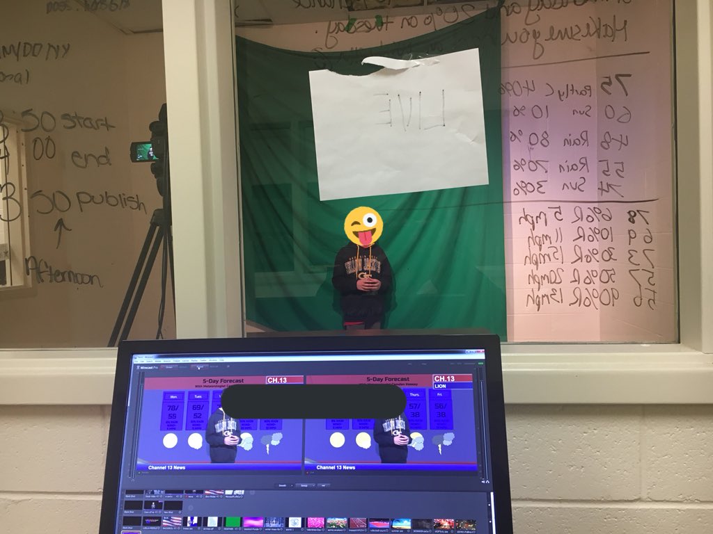 JeriB_EdTech's tweet image. This @LMS_HCS kiddo has all the makings of a future meteorologist! So impressed with these 6th graders! #weatherreporting #greenscreen #ksuiteach @ksuiteach