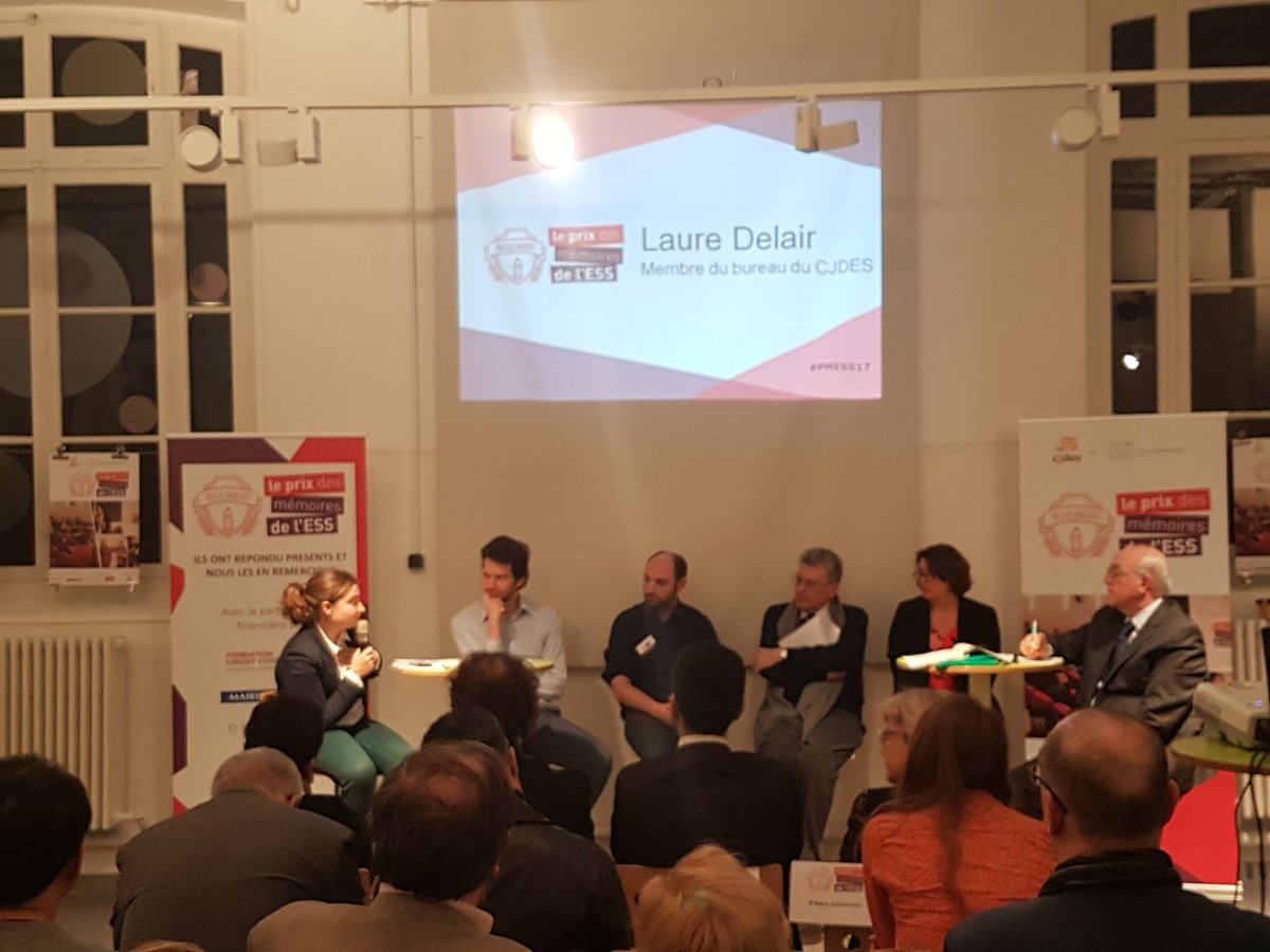 "Lorsqu'AXA fait du marketing insclusif en demandant leur avis aux clients, ca nous oblige à mettre en avant nos spécificités : partage du pouvoir, partage de la valeur, etc." <a href="/lauredelair/">Laure Delair</a> de @GroupeMacif 
#PMESS17 <a href="/cjdesnat/">CJDES</a>