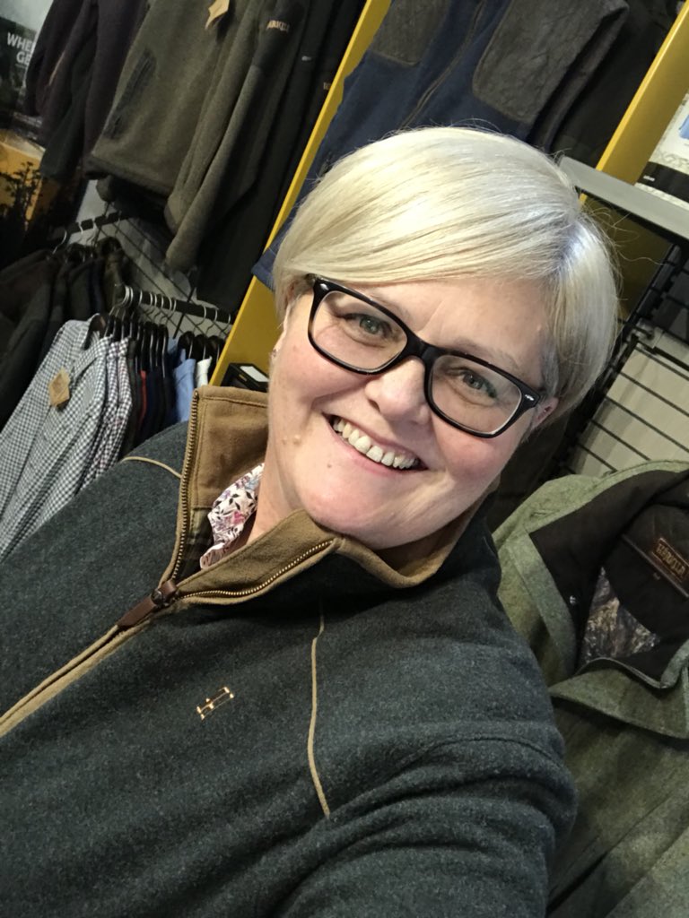 NittyNorth's tweet image. A fab day today - had a catch up with Perdie at @SeelandUK @HarkilaUK HQ - great to see what’s new and to try some of them on #realwoman #properkit #BrandAmbassador