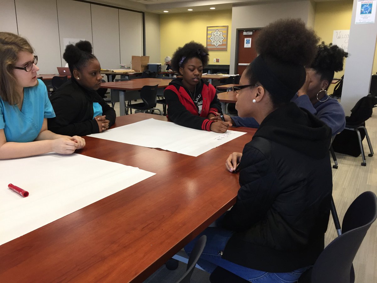 CfDINH's tweet image. CfDI is excited to present #Code4Care, a 3-day student based event to encourage solutions for everyday problems in healthcare with the use of technology. These students are coming up with their own creative solutions to challenges pitched to them by Navicent health staff. #cfdi