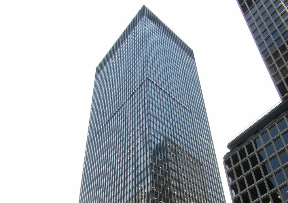 ConstructConnx's tweet photo. How Will the World’s Tallest Voluntary #Demolition in #NYC Actually Happen? https://t.co/JLIhyaybGB | @ConstrJunkie https://t.co/F4ooUTucvu
