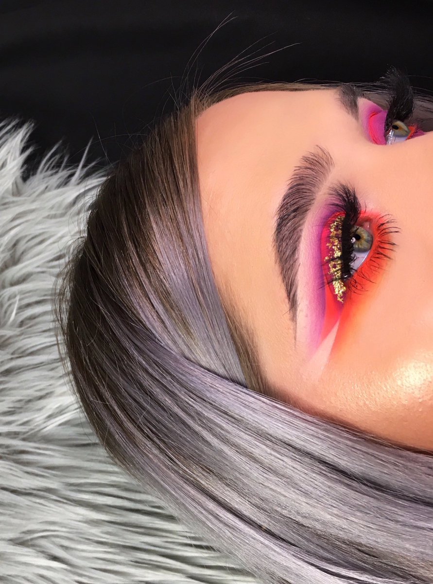 MuaUndiscovered's tweet photo. beautiful cut crease😍😍😍 @dirtyteacups https://t.co/WHU2qggsCl