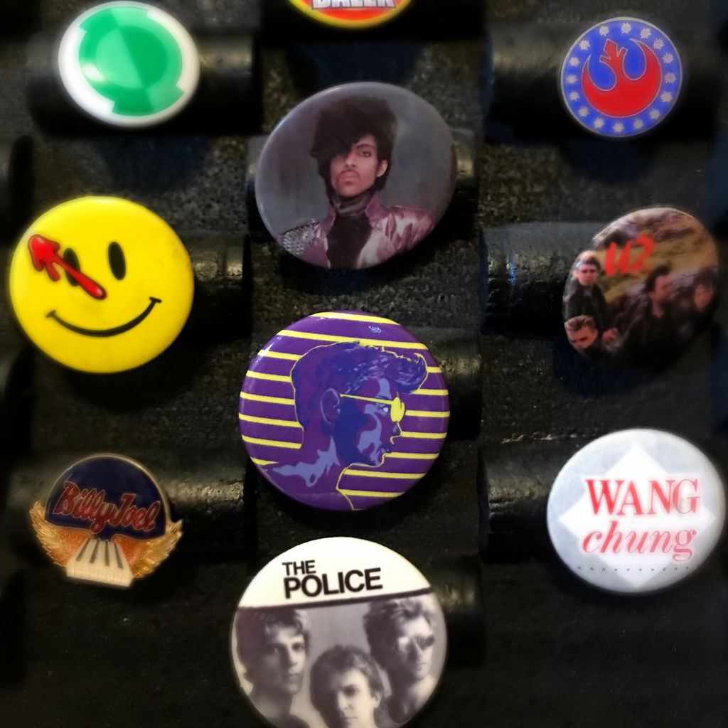 Added one more button to my button collection! Now, all I need are suspenders ..or a long black cotton duster...