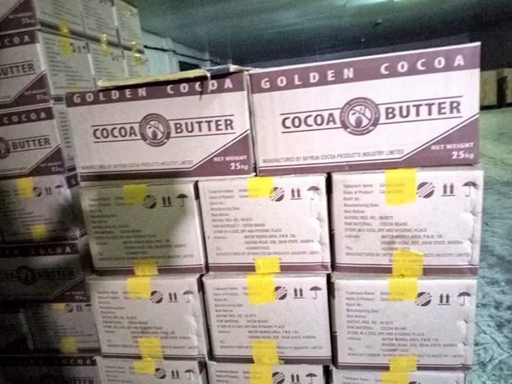 AbiodunBorisade's tweet photo. #Ekiti2018
#Ekiti gradually been left behind industrially amongst SW States!
@StateofOsun assists #Nigeria
Revived #Cocoa Production Industry set to flood world market with #MadeInNigeria Cocoa Butter, Cocoa Cake, Cocoa Powder & Chocolates
@DeeOneAyekooto
#StandWithKayodeOjo https://t.co/iD9JAvVFSi