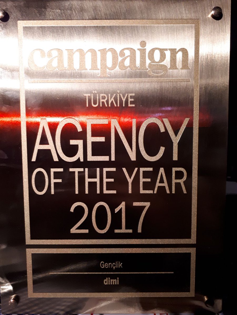 slmdimi's tweet photo. Agency Of The Year Ödüllerinde 'Yılın En İyi Gençlik Ajansı' ödülüyle 2017 performansımızı taçlandırdık #dimi #AgencyOfTheYear https://t.co/2quXEOxDQr
