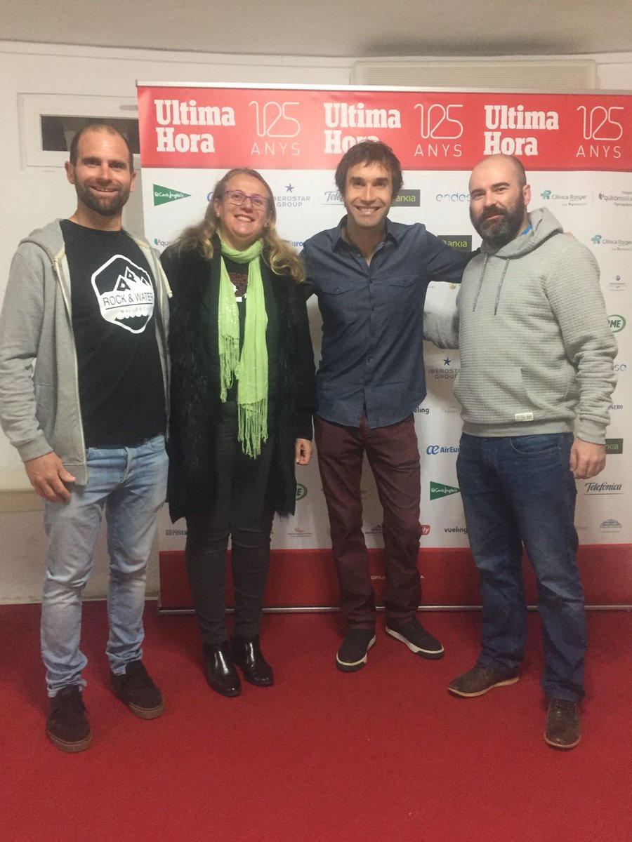 @ajllucmajor con @SharmaClimbing y @hermanospou los 3 grandes deportistas internacionales de escalada en el @truiteatre con @UHmallorca @esportllucmajor