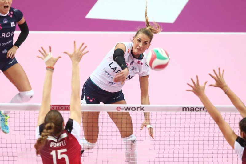 blokaut_net's tweet photo. Berenika Tomsia dołączyła do @kpschemikpolice ! - https://t.co/QNCg8ZpwVw https://t.co/83GfVN5R4g