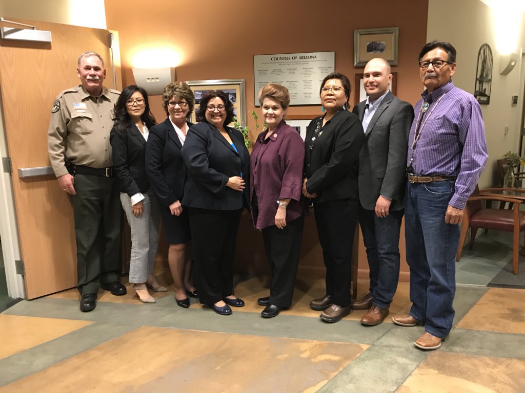 NavajoCountyAZ's tweet photo. We had a great turnout for our #SmallCounties meeting last night!
Our Supervisors were joined by @SheriffKCClark, Senator @jamescita, Representatives @Barton4Az, @RosannaGabaldon and @beckynutt3 to hear about important Legislative & Energy issues.
Thank you to all who attended! https://t.co/kQoLJbVSfj