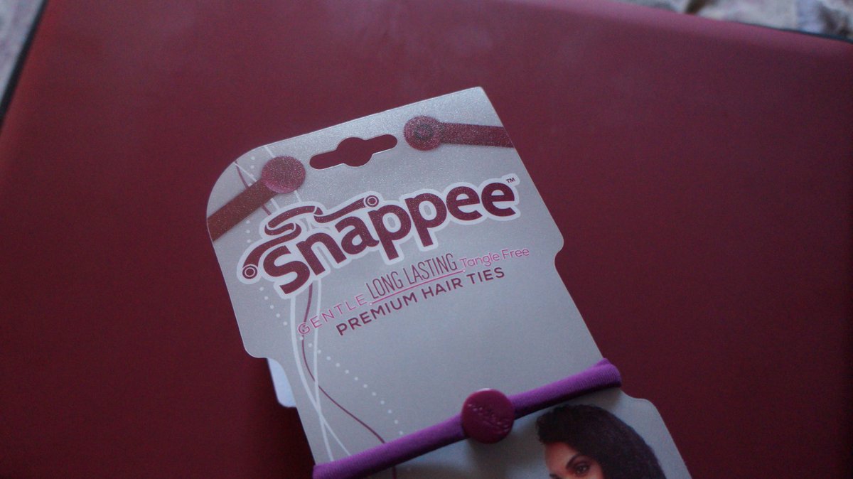 swirlycurlyhair's tweet photo. Hair and a good 📖 #snappee #naturalhair #thickhair #kinkyhair #curlyhair #curlyhairstyles #naturalhairstyles #teamnatural #naturalhairdaily #naturalista #haircare https://t.co/adENbqExUM