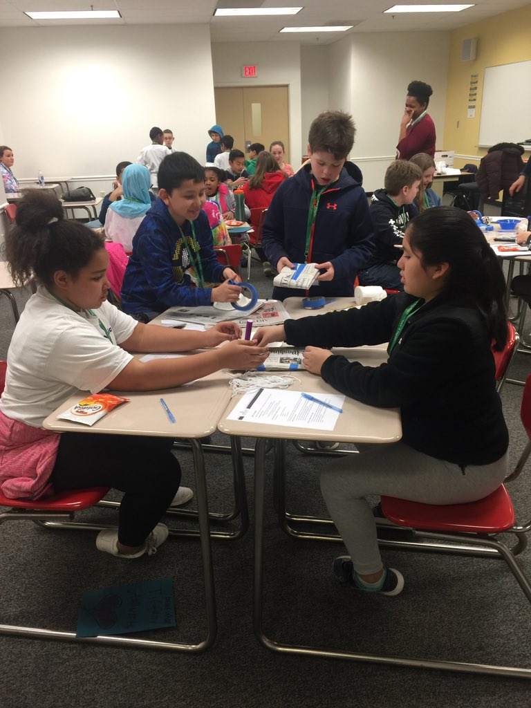 PizzoKathy's tweet photo. @SHES_Dolphins at GMU Peer Mediation. https://t.co/Ifnd5r2yru