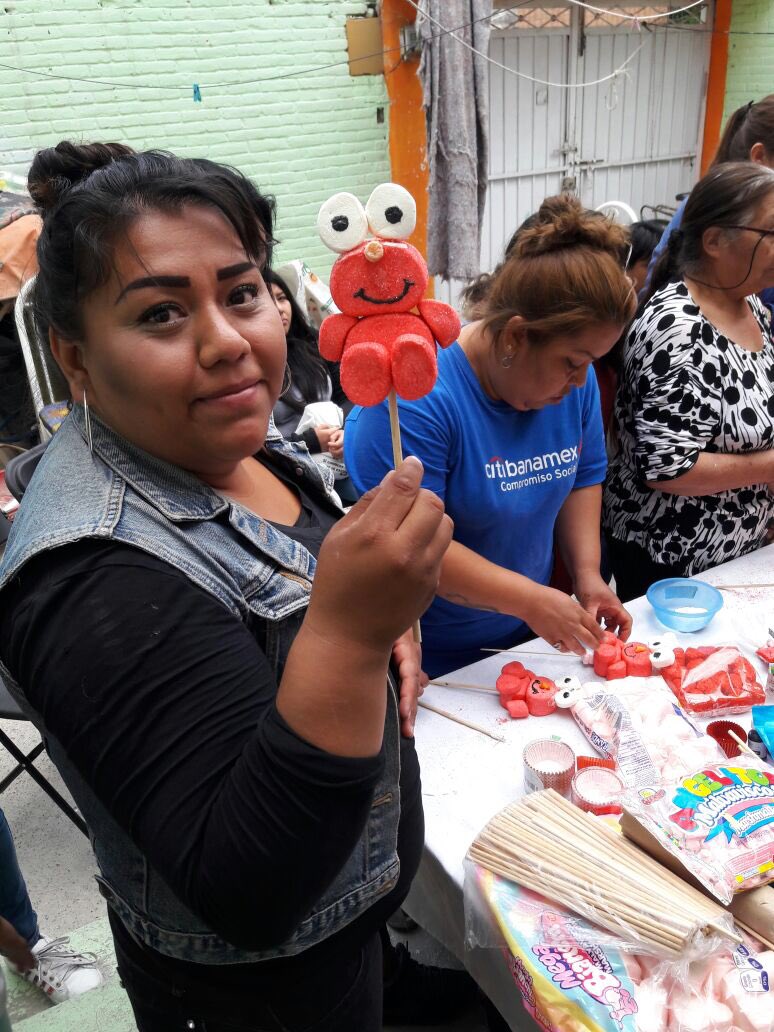 NormaPonceO's tweet photo. @PuntoYComa_tv Y vamos por mayores espacios 50/50 en los partidos políticos, en Ecatepec impulsamos a las mujeres con talleres para el autoempleo #MujerYVoto https://t.co/uvFKIvs0Uh