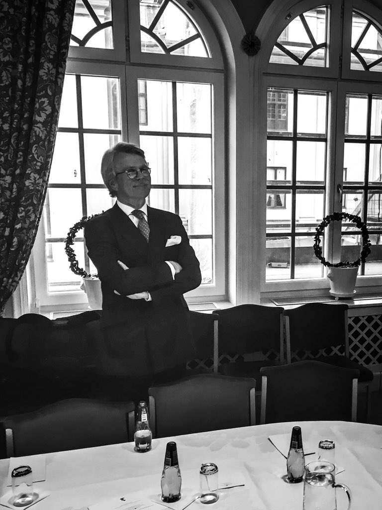 goksor's tweet photo. Apparently, Chairman of the board at @Nordea Björn Wahlroos was rather content after 96,9% of voters at annual meeting supported his plan to move HQ to Helsinki https://t.co/OwublB3Jwp
